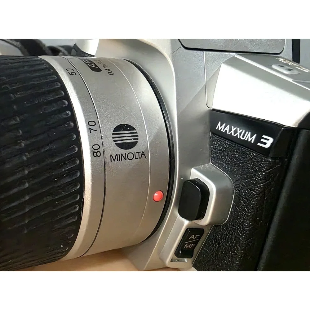Minolta Maxxum 3 SLR Film Camera 55mm 28.80 AF 0.4m/1.3ft Standard Prime‎ Lens